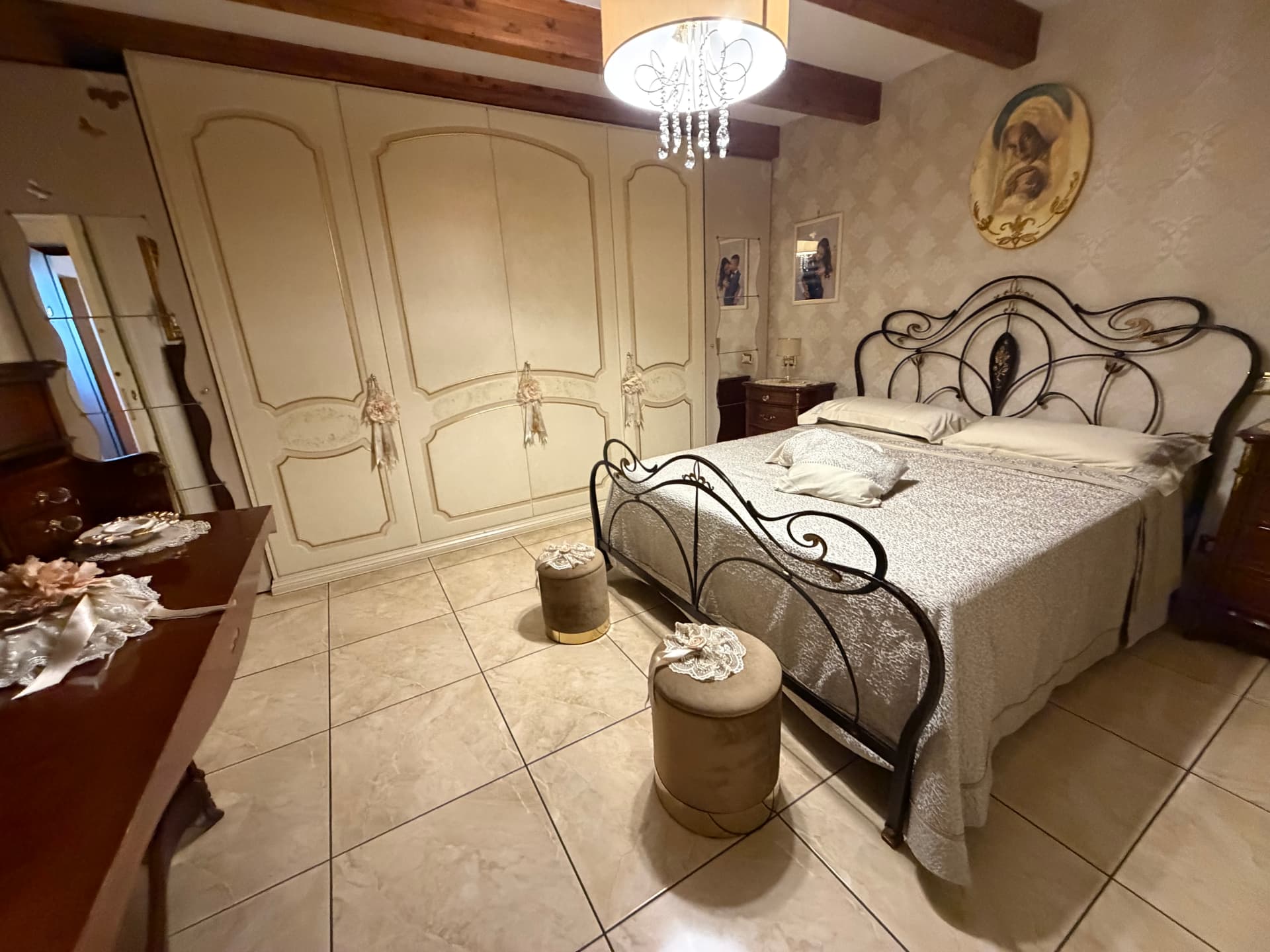 Camera da letto matrimoniale